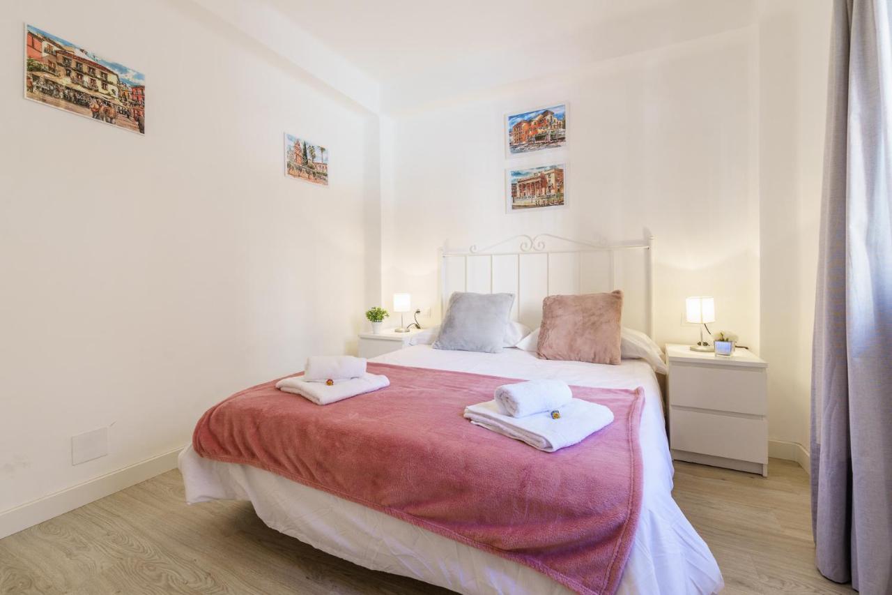 Malagasuite Macabeos Centre Málaga Kültér fotó